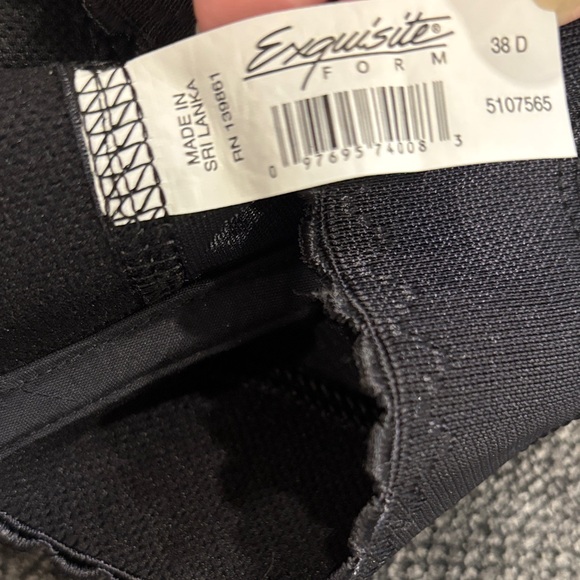 Sophisticated Black Lace Women's Bra - Picture 3 of 4